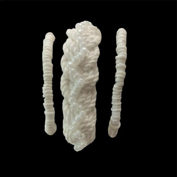 Jewelry - BEAUTIFUL white faux pearl and shell bracelets